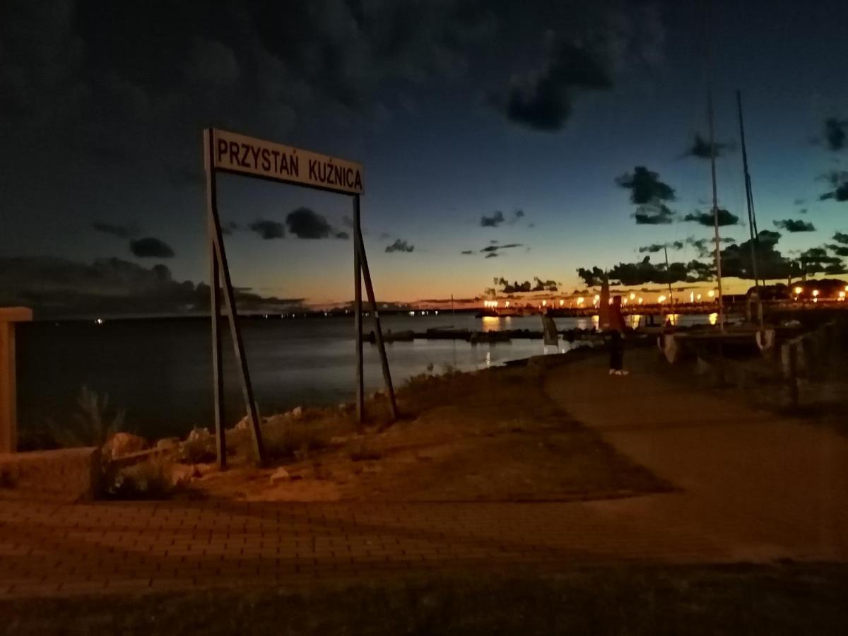 Apartamenty Wiktoria Morska18 Kuźnica Exteriér fotografie
